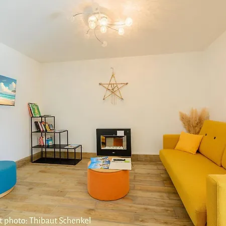 D'hotes Les Cinq Mesanges Bed & Breakfast